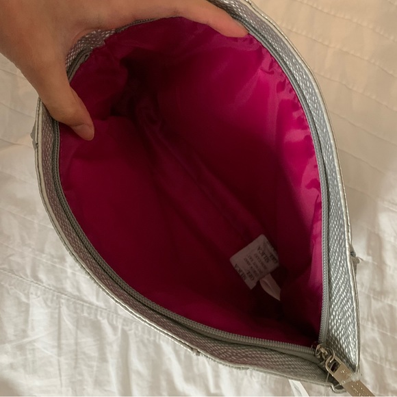 Silver Makeup Bag (Medium Size) - Picture 2 of 2